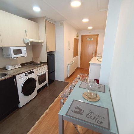Apartamento Hospital Los Prados Parking Gratuito Oviedo Kültér fotó